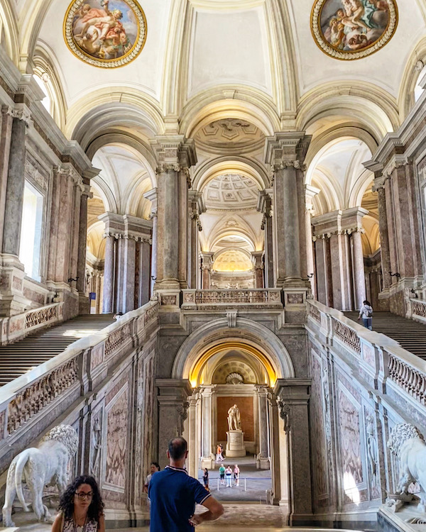 entree reggia caserta paleis