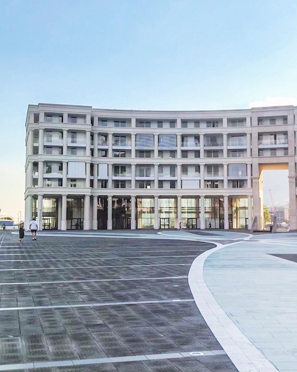 crescent piazza della liberta salerno